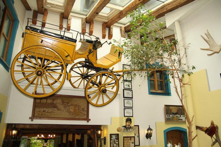 Hotel-Gasthof Zur Post Velburg Exteriér fotografie